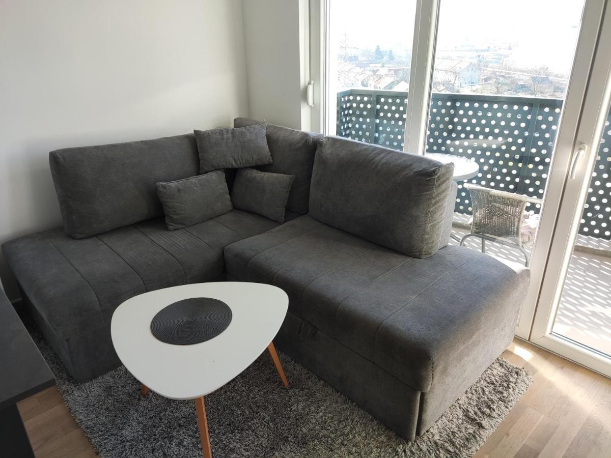Apartmani Sarah 2 Tuzla Eksteriør billede